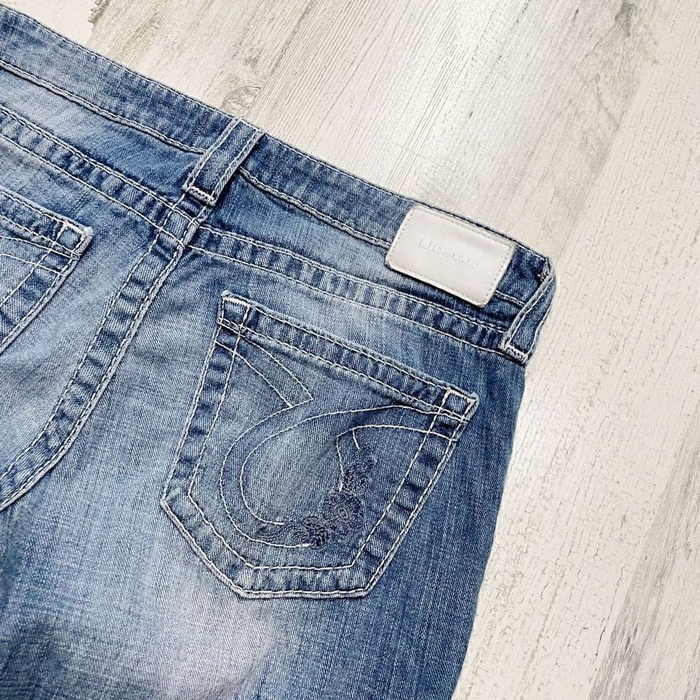 Big Star Floral Embroidered Low Rise Ankle Jeans Size 30 - Picture 7 of 7